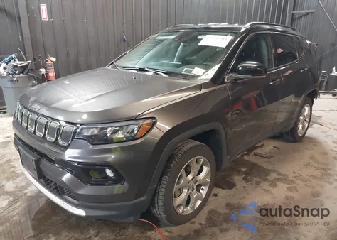 2022 Jeep Compass Limited 4X4 z USA, uszkodzony, nr VIN 3C4NJDCB3NT126516